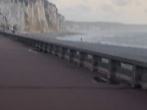 Digitale Kunst - Absichtlich Unschärfe 'Felsen von Etretat'