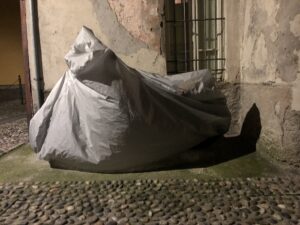 Nachtskulptur Motorrad